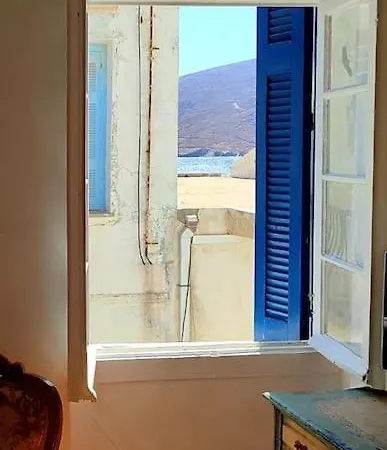 Holiday home Korthaki Beach House Οικογενειακή Villa στη θάλασσα Ormos (Andros)