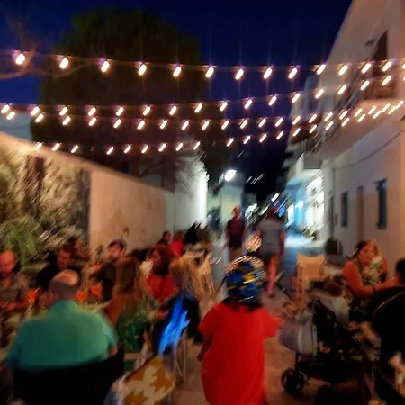 Korthaki Beach House Οικογενειακή Villa στη θάλασσα