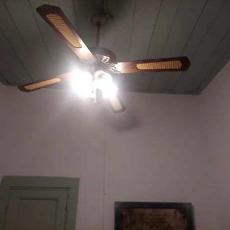 Korthaki Beach House Οικογενειακή Villa Στη Θάλασσα 別荘 Órmos