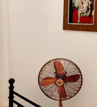 Korthaki Beach House Οικογενειακή Villa στη θάλασσα * Ormos (Andros)